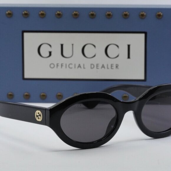 Gucci GG1579S 001 Oval Sunglasses - Black\\Grey main image 5